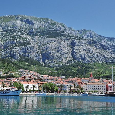 Lovely Apartment In Makarska With Wifi Екстериор снимка